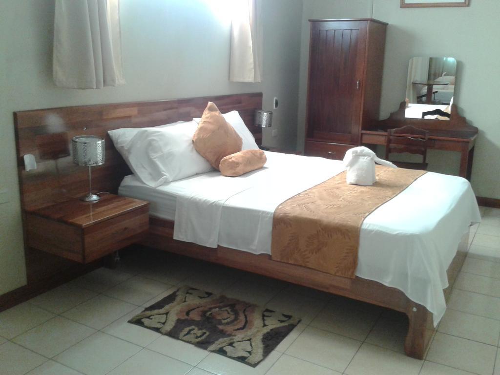 Hotel Golden Star Iquitos Quarto foto
